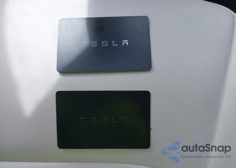 2021 Tesla Model Y Long Range Dual Motor All-Wheel Drive from USA, damaged, VIN 5YJYGDEE6MF151538